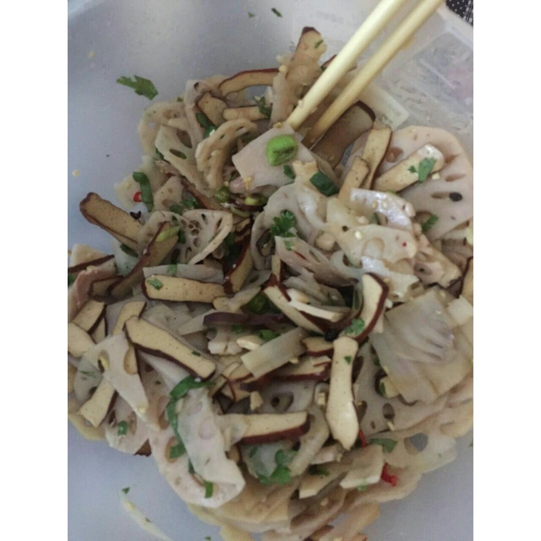 凉拌藕片