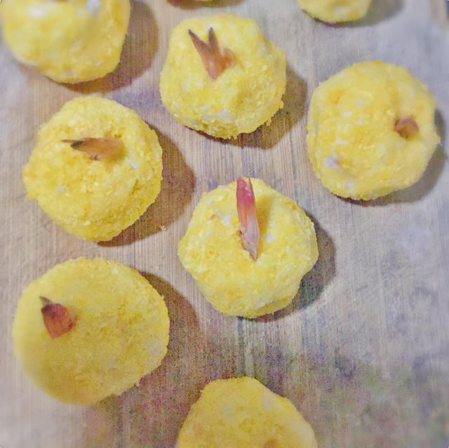 土豆泥鲜虾球