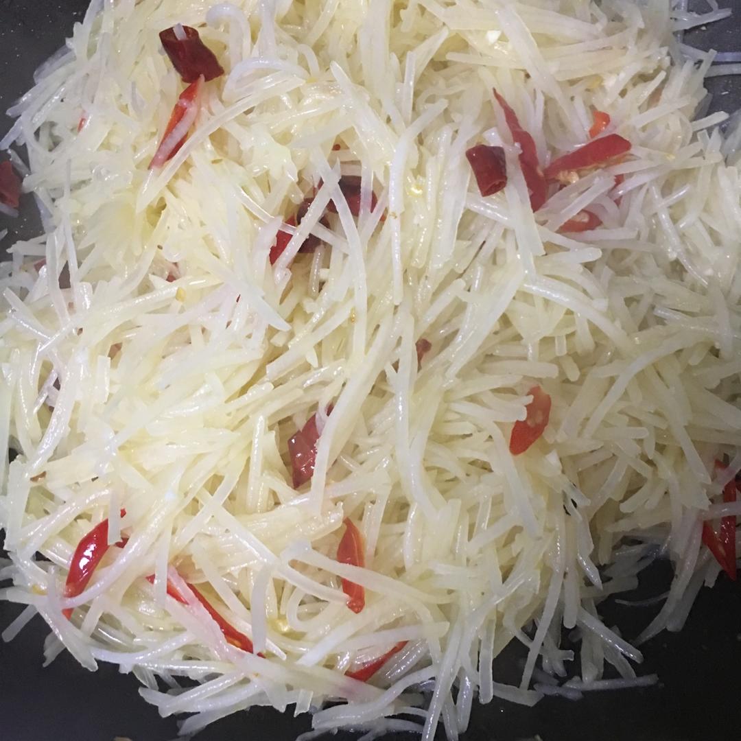 酸辣土豆丝 Shredded Potato