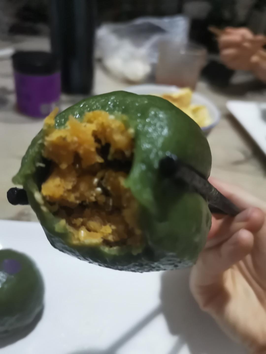 清明必吃的艾草青团