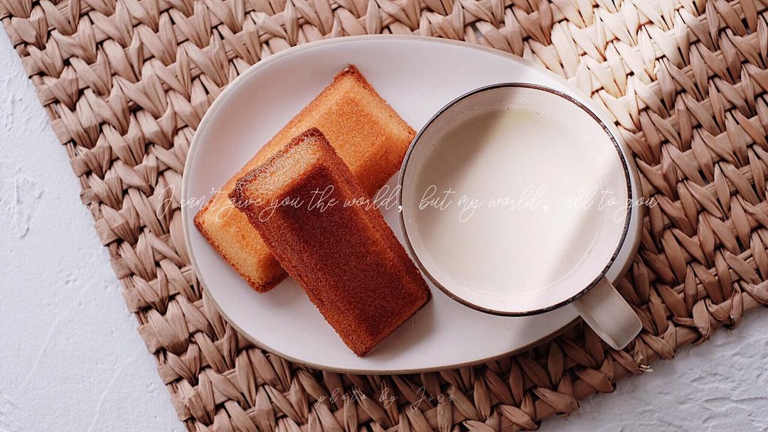 费南雪（Financier Cakes）