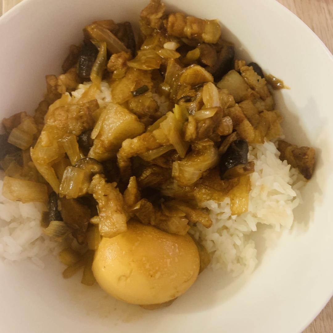 好吃到停不下来的卤肉饭