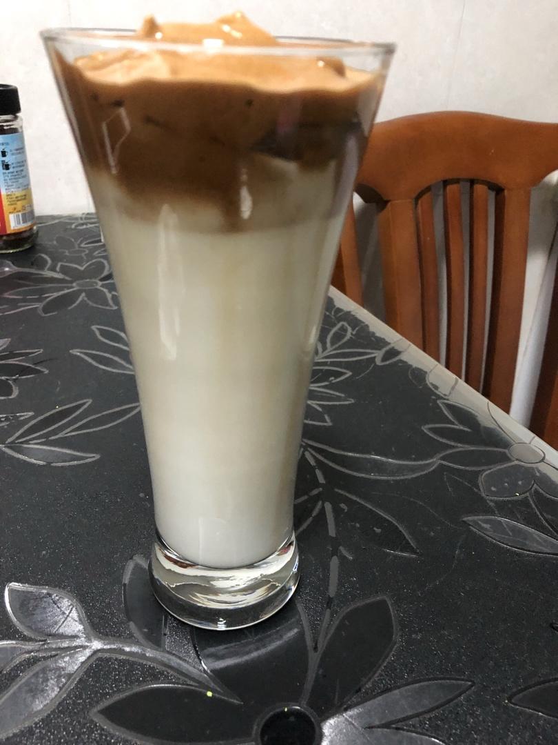 手打咖啡（网红400次泡沫咖啡）