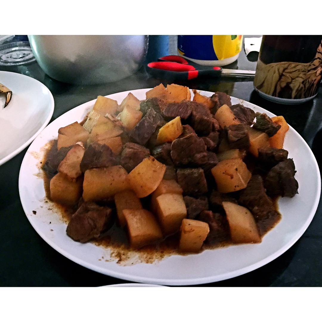 萝卜炖牛肉