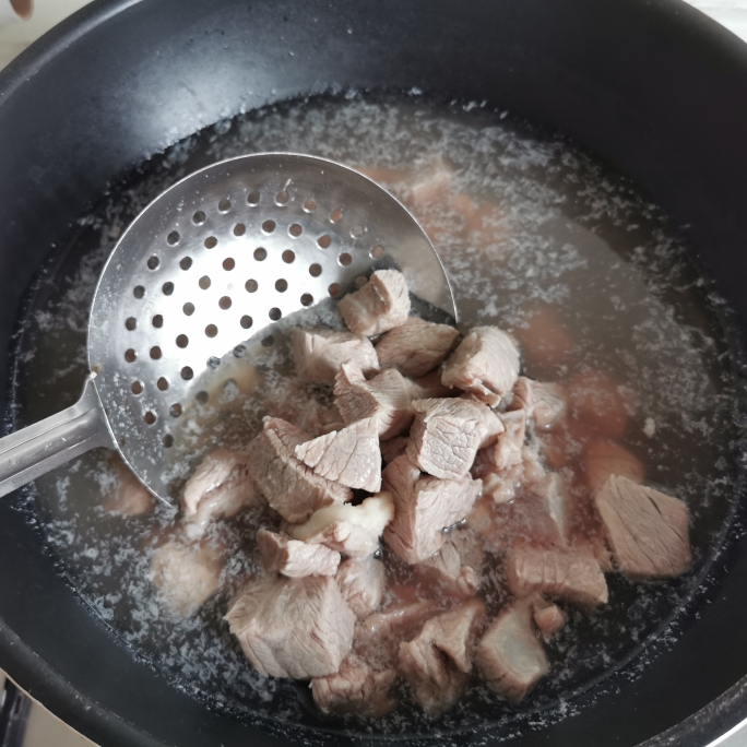电饭锅版—炖牛肉 健身的做法 步骤2