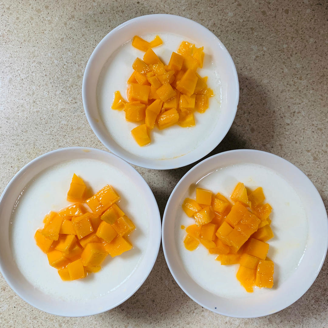 自制芒果双皮奶