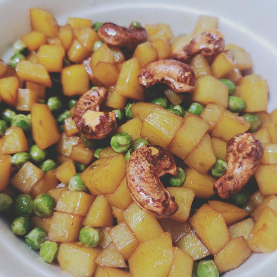 炒胡萝卜土豆丁