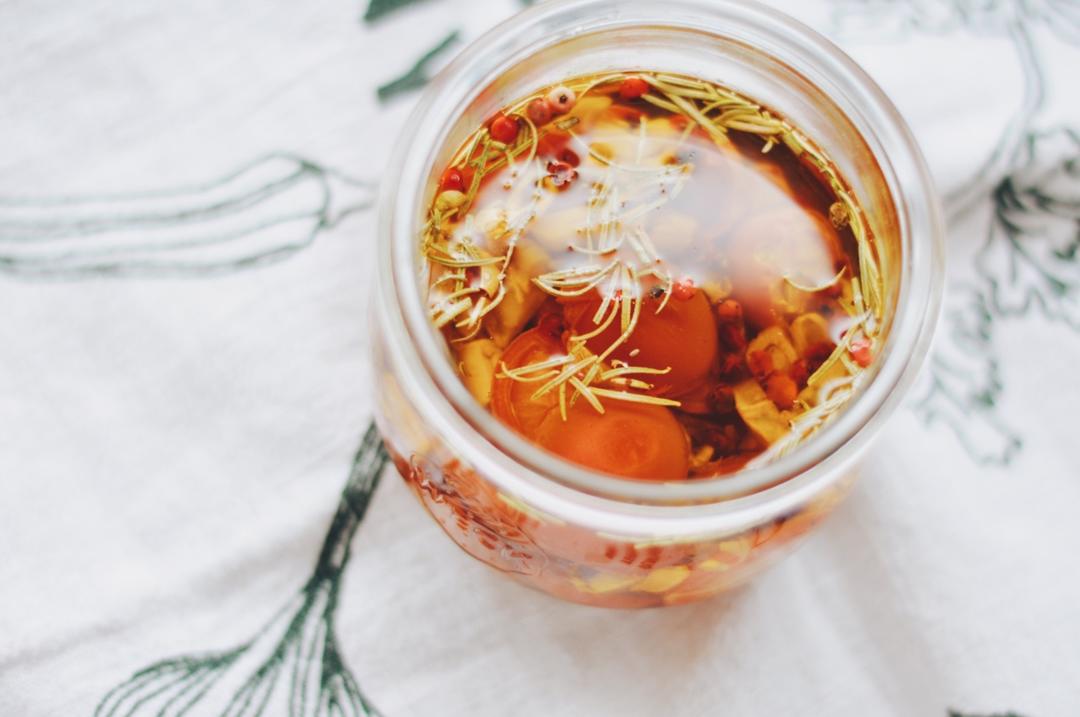 【炊烟食堂】烤箱版油浸小番茄的做法