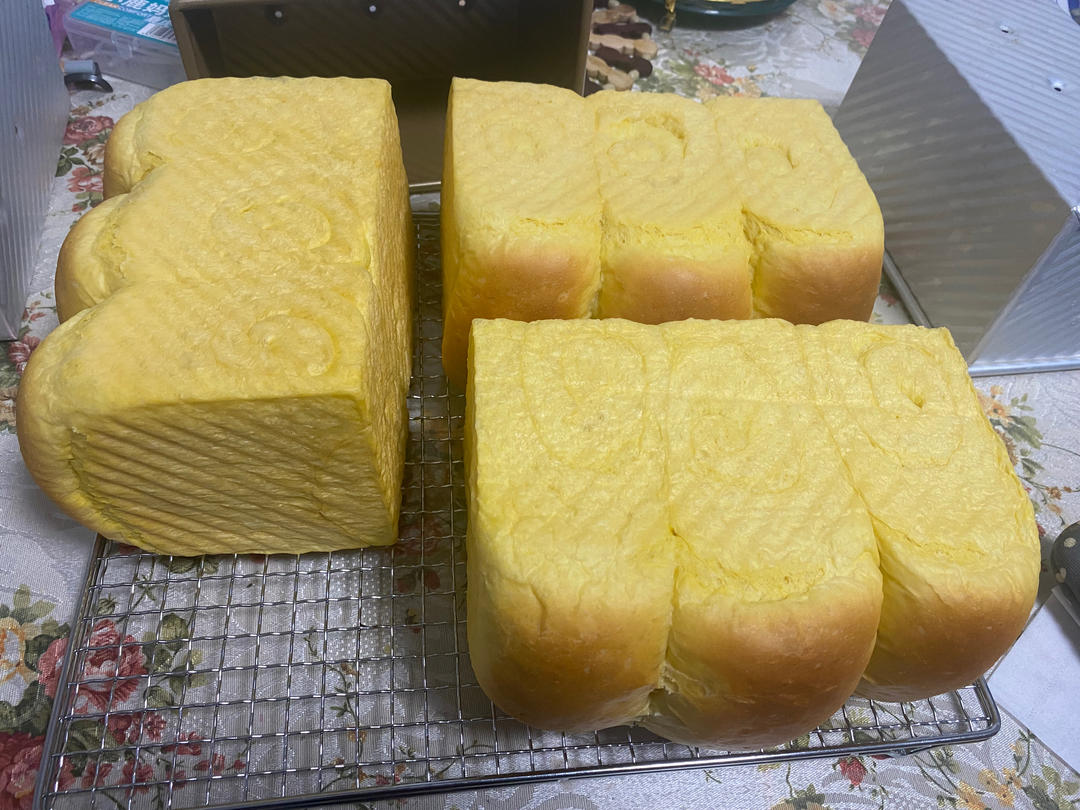 南瓜吐司，奶香南瓜吐司，极致柔软，直接法