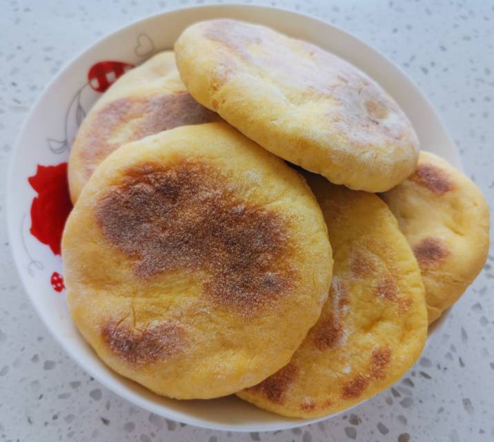 堂妈小厨——发面南瓜饼