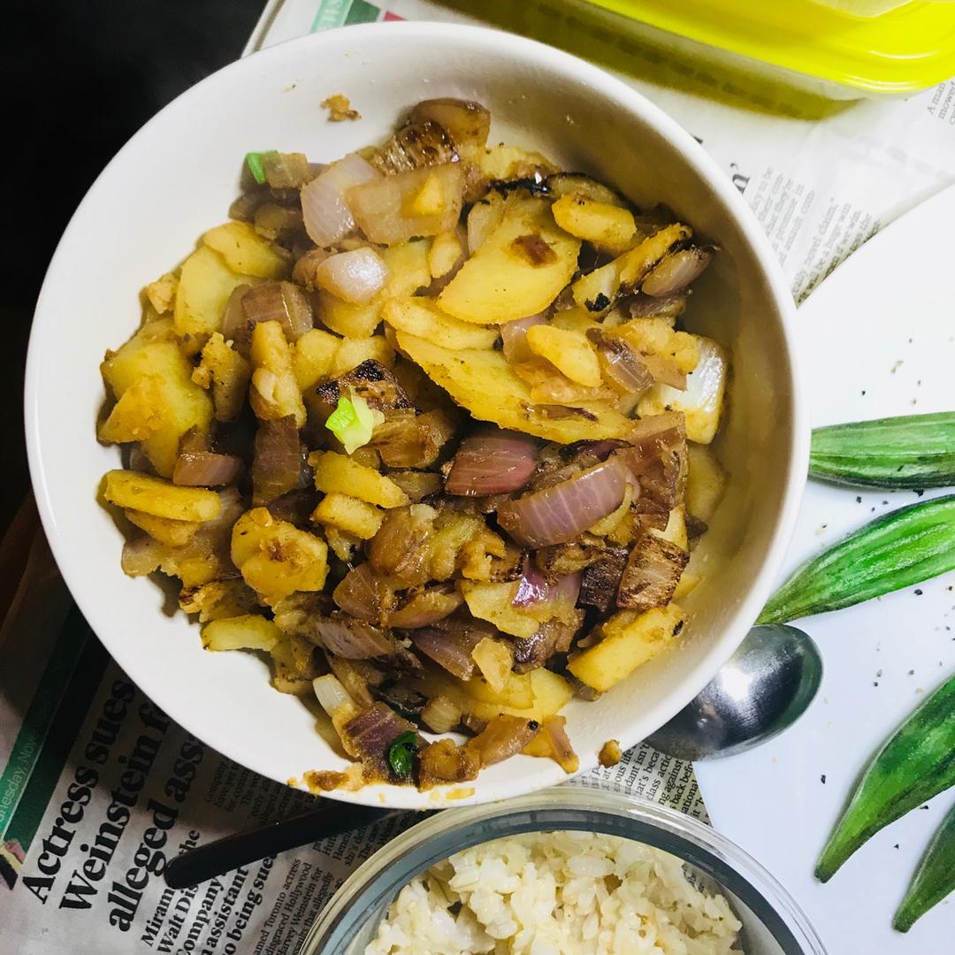 洋葱炒土豆