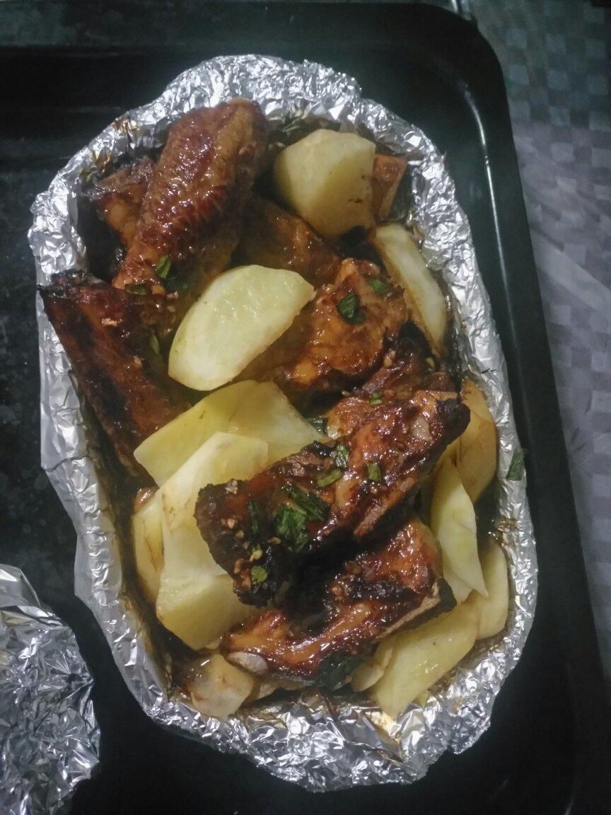 蒜香土豆肋排（烤箱版）