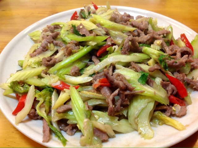 泡椒芹菜牛肉丝