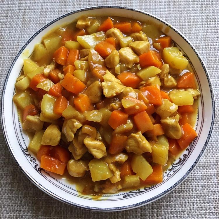 咖喱鸡肉饭