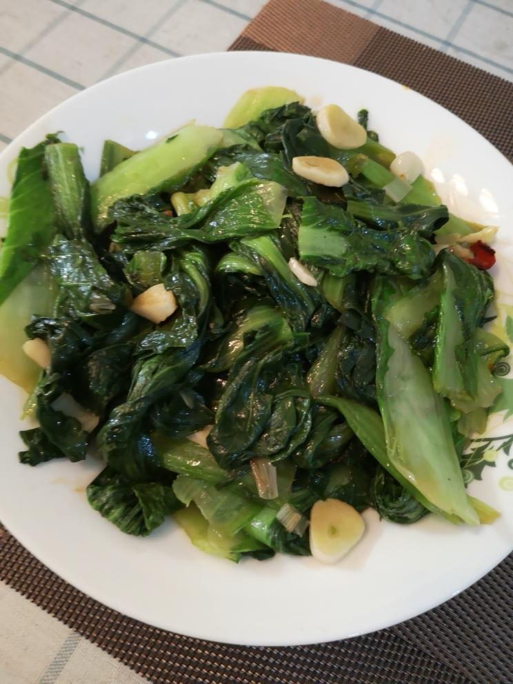 超简单清炒小白菜！的做法