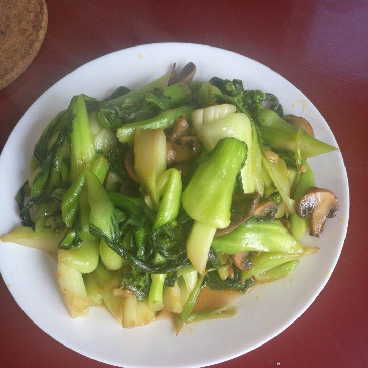 老丁的私房菜-香菇炒油菜