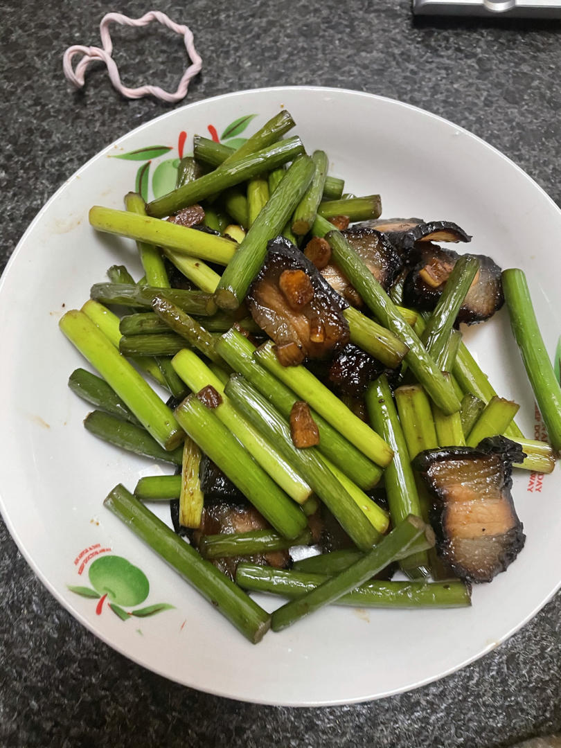 蒜苔炒腊肠