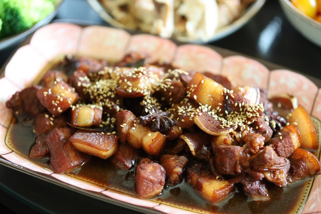 不焯水不放油的家常红烧肉