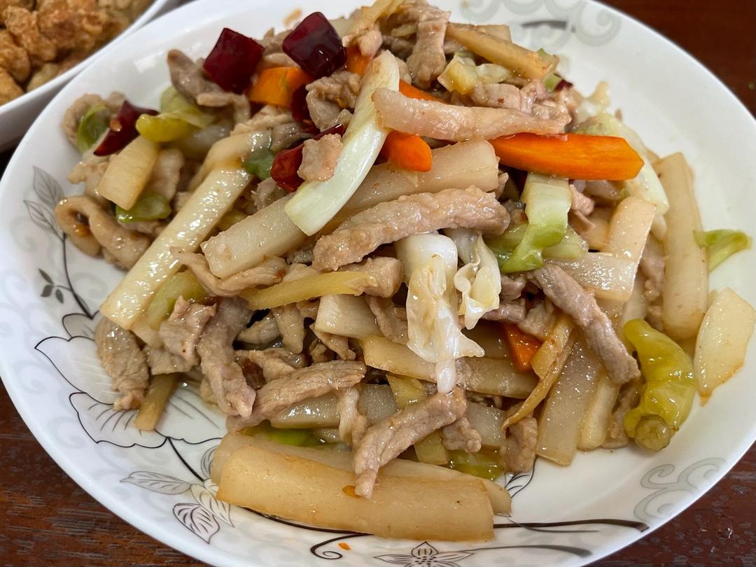 泡菜炒肉丝