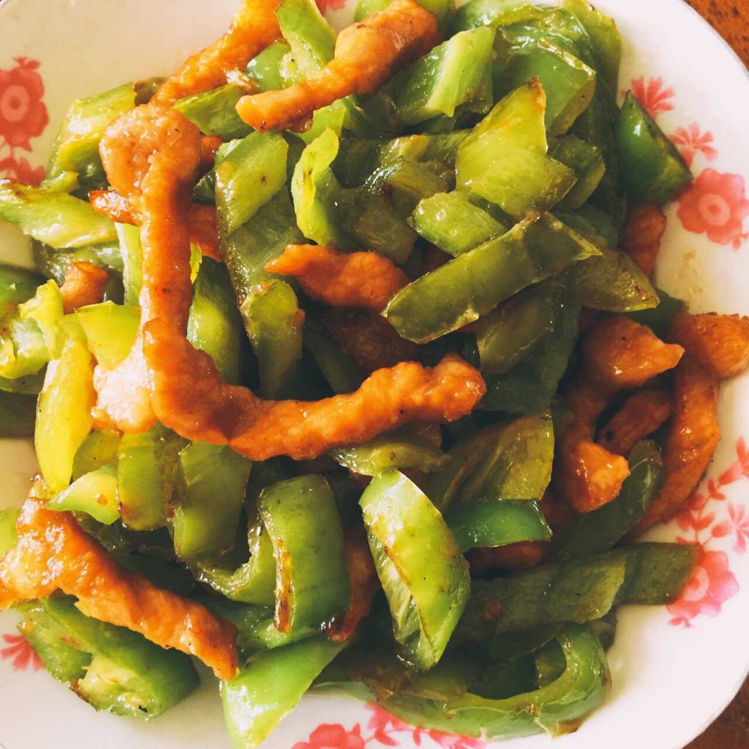 谜一般的青椒炒肉