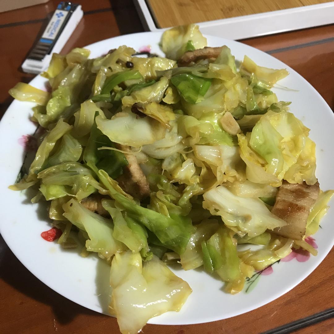 厨师长教你：“手撕包菜”的家常做法,简单又不失美味