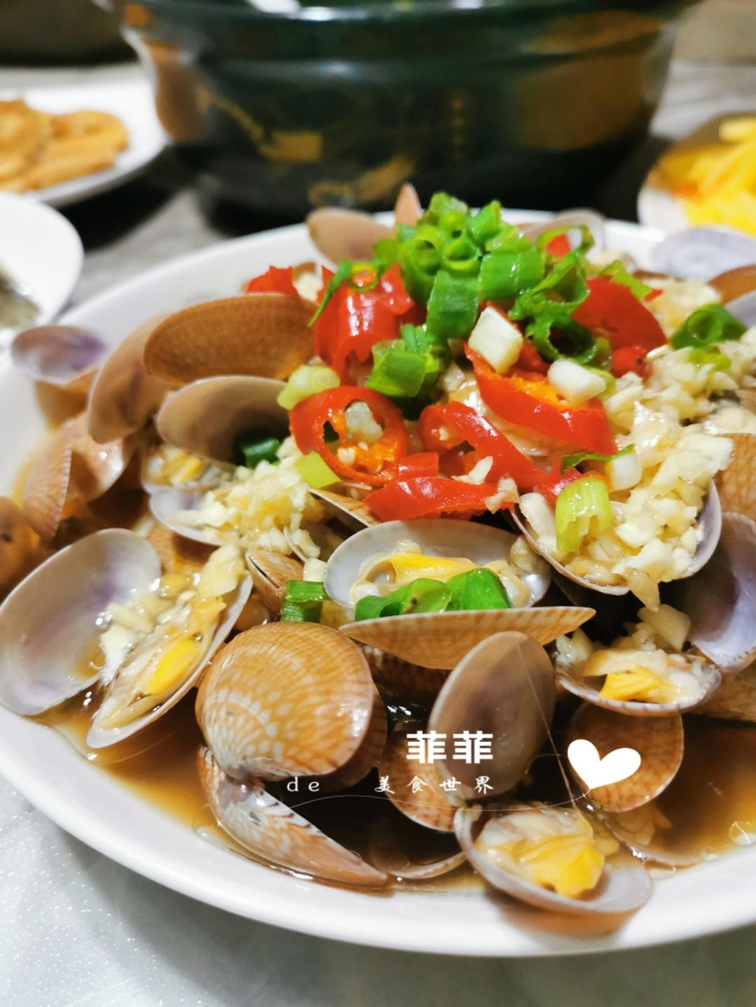 蒜蓉金针菇蒸花甲的做法