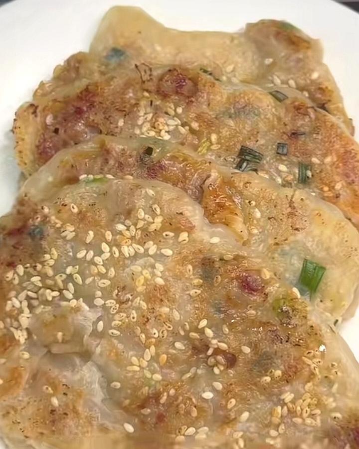 鲜牛肉锅盔（空气炸锅+韩式烧烤机+多功能绞肉机版）的做法