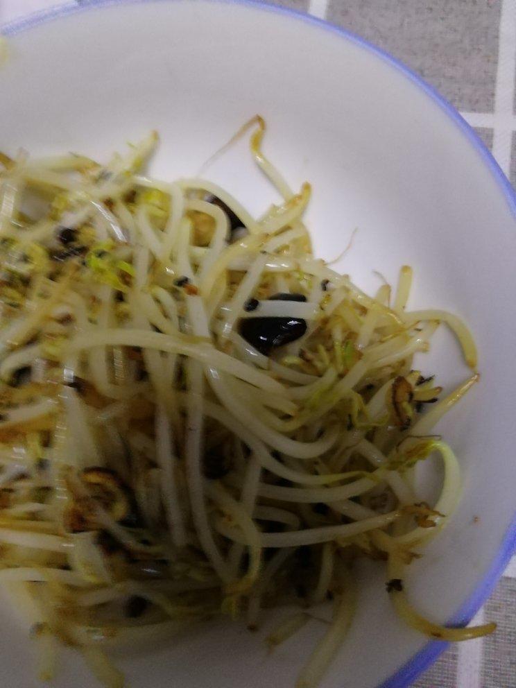 家常炝炒绿豆芽