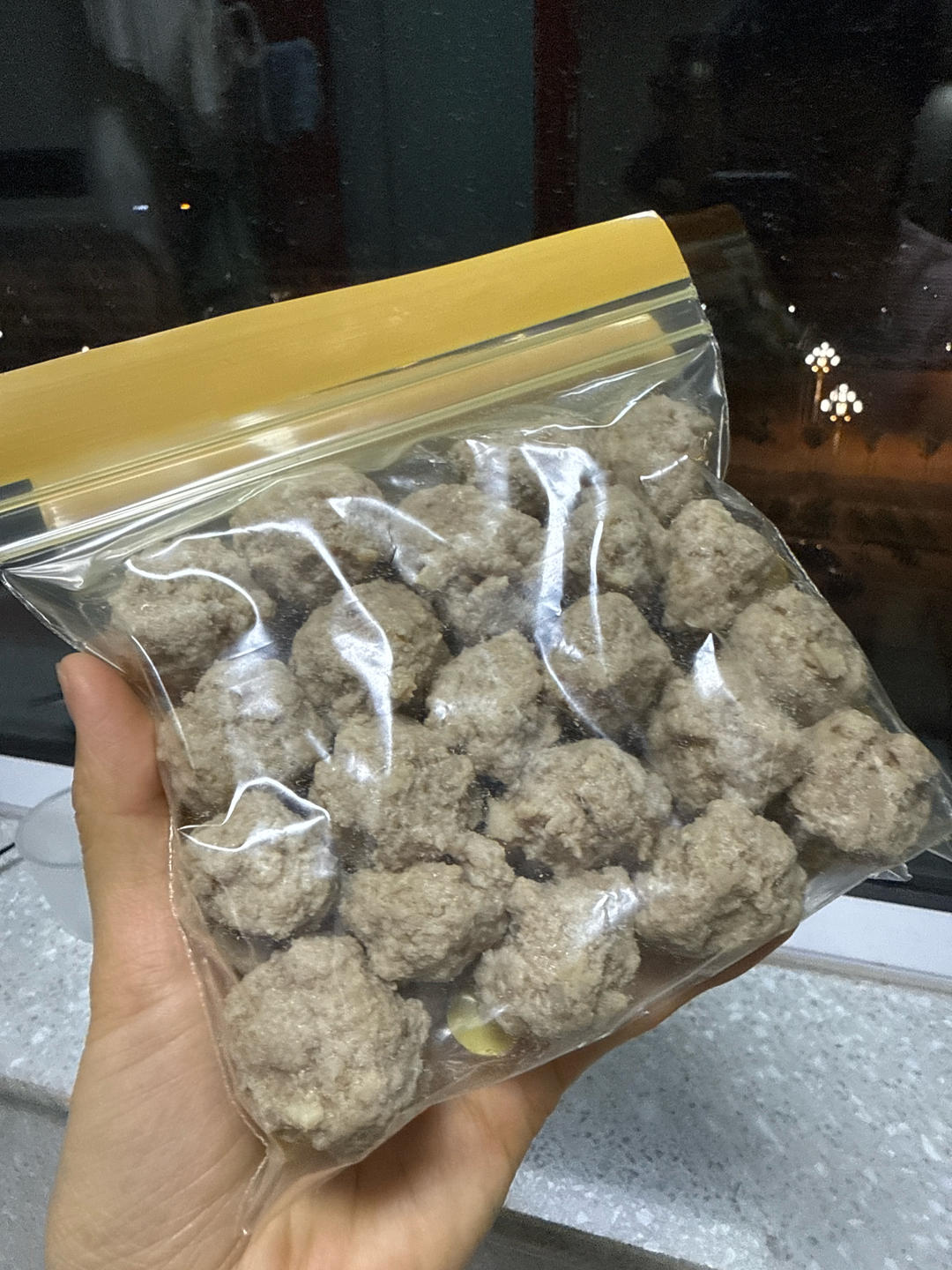 自制Q弹牛肉丸（搅拌机版）（不用手打也能上筋）