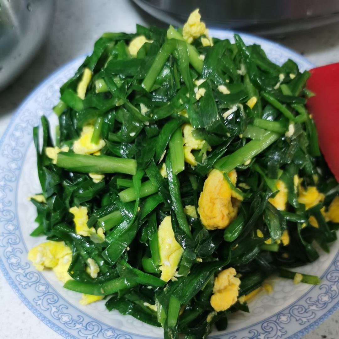 韭菜炒鸡蛋——三分钟快手下饭菜 掌握火候的秘诀