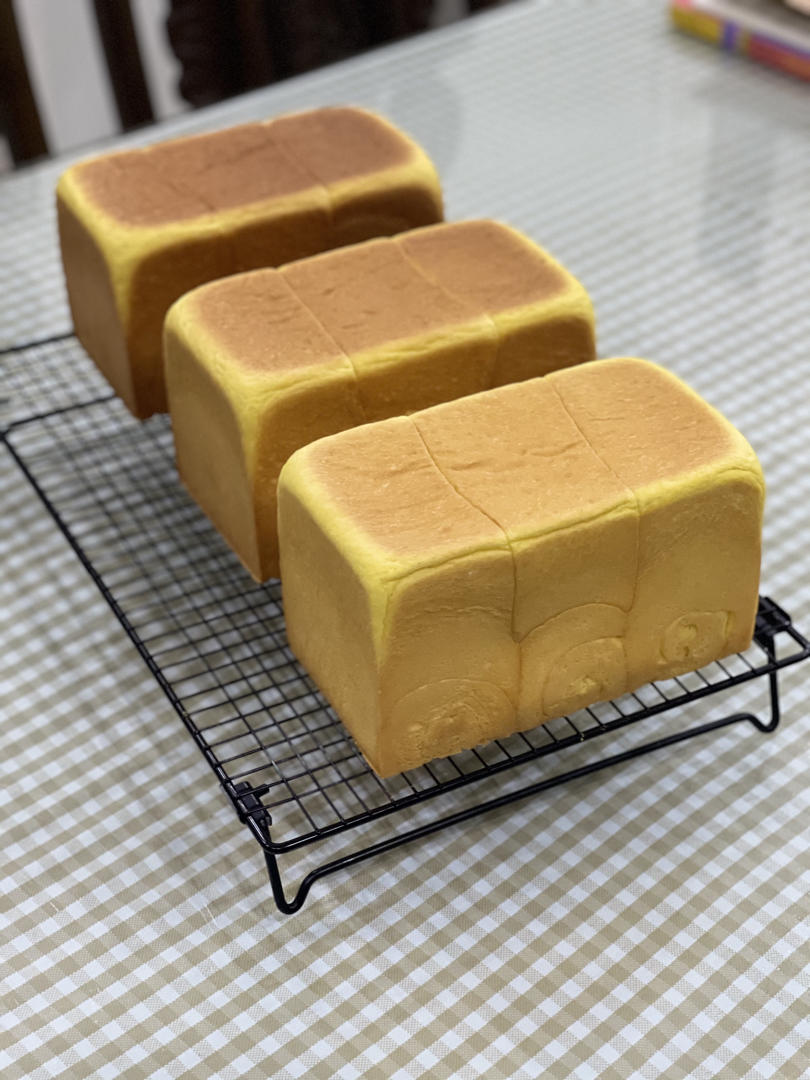 黄金南瓜吐司，金灿灿软绵绵香甜甜，不好吃不要钱