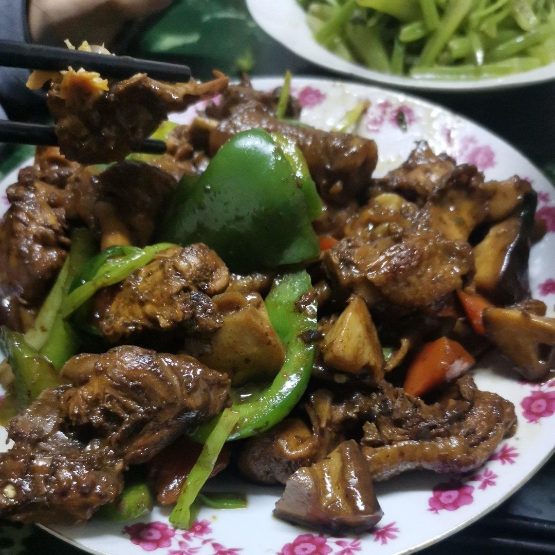 美味炒鸡块