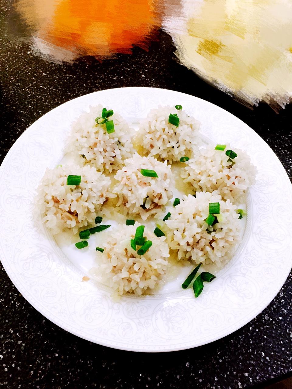 大兔兔兔兔儿做的糯米珍珠丸—华美新年味