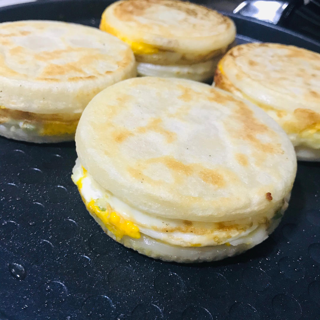 外酥里嫩的中国式汉堡~鸡蛋堡