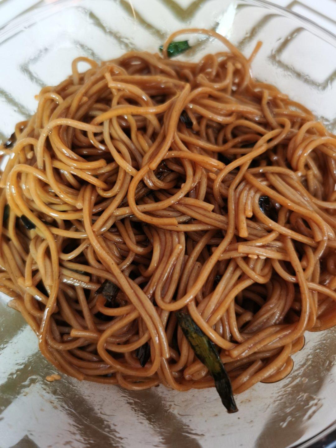 教你做香到舔盘子的灵魂葱油拌面🍜