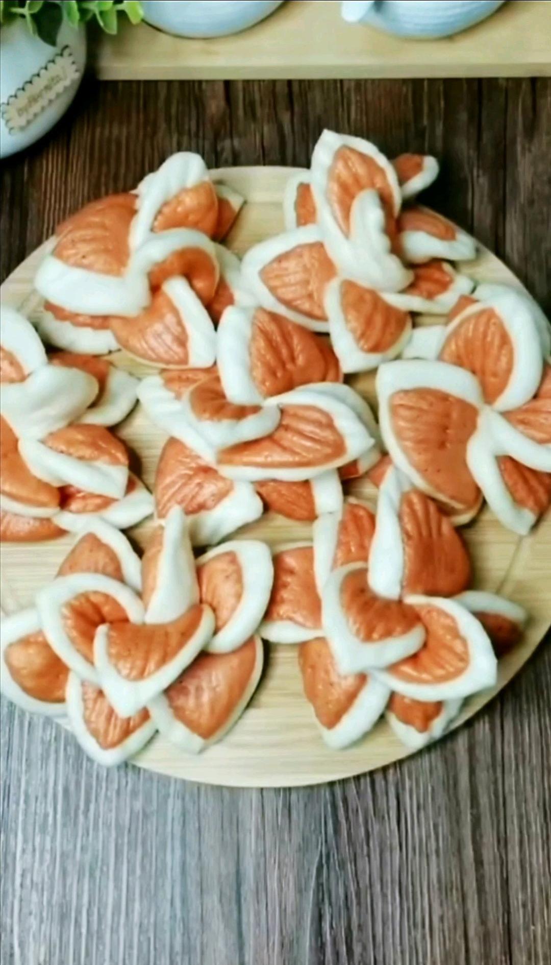 像花一样的火龙果馒头  一次发酵  简单快手 附细节视频详解