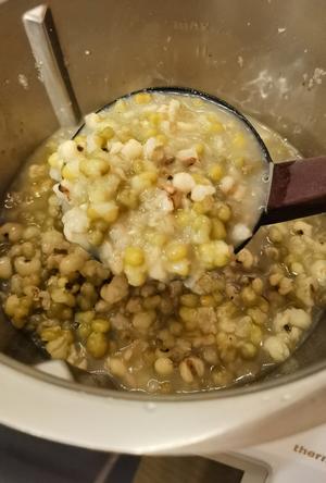 薏米绿豆汤的做法 步骤1