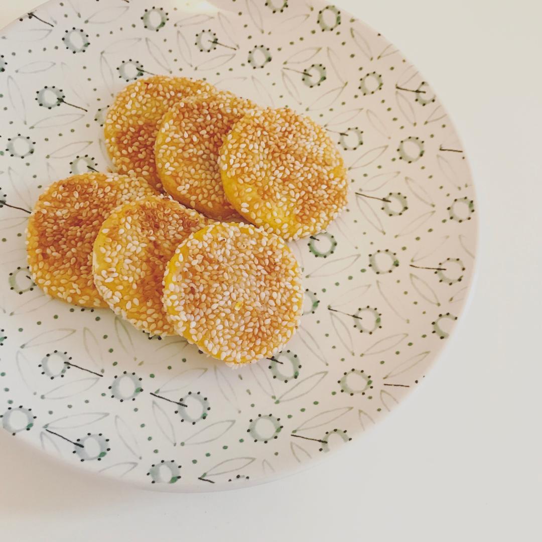 黄金球之一（南瓜芝麻球）