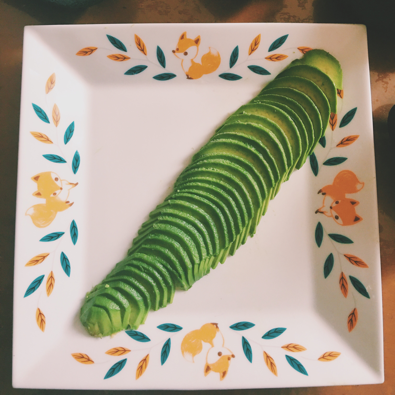如何用半个牛油果切出一大堆牛油果即视感