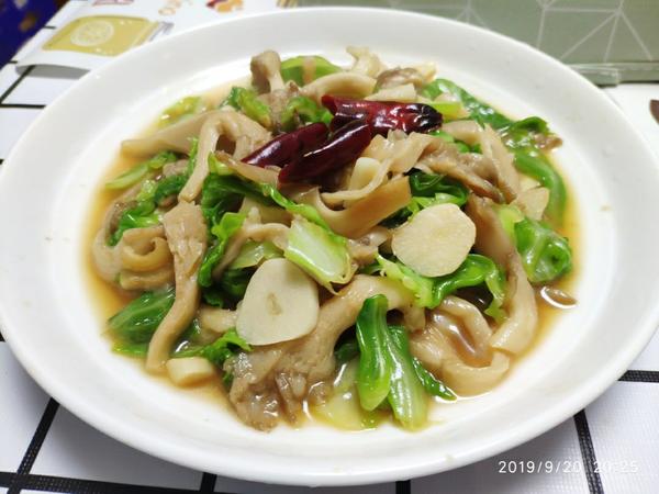 蘑菇炒青菜