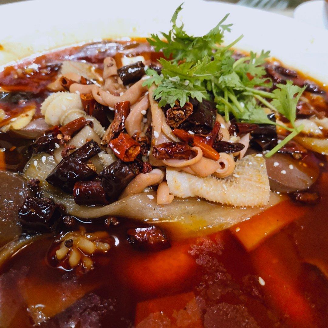 麻辣鲜香毛血旺