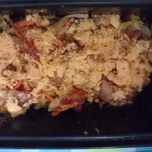 培根肉松焗饭的做法 步骤3