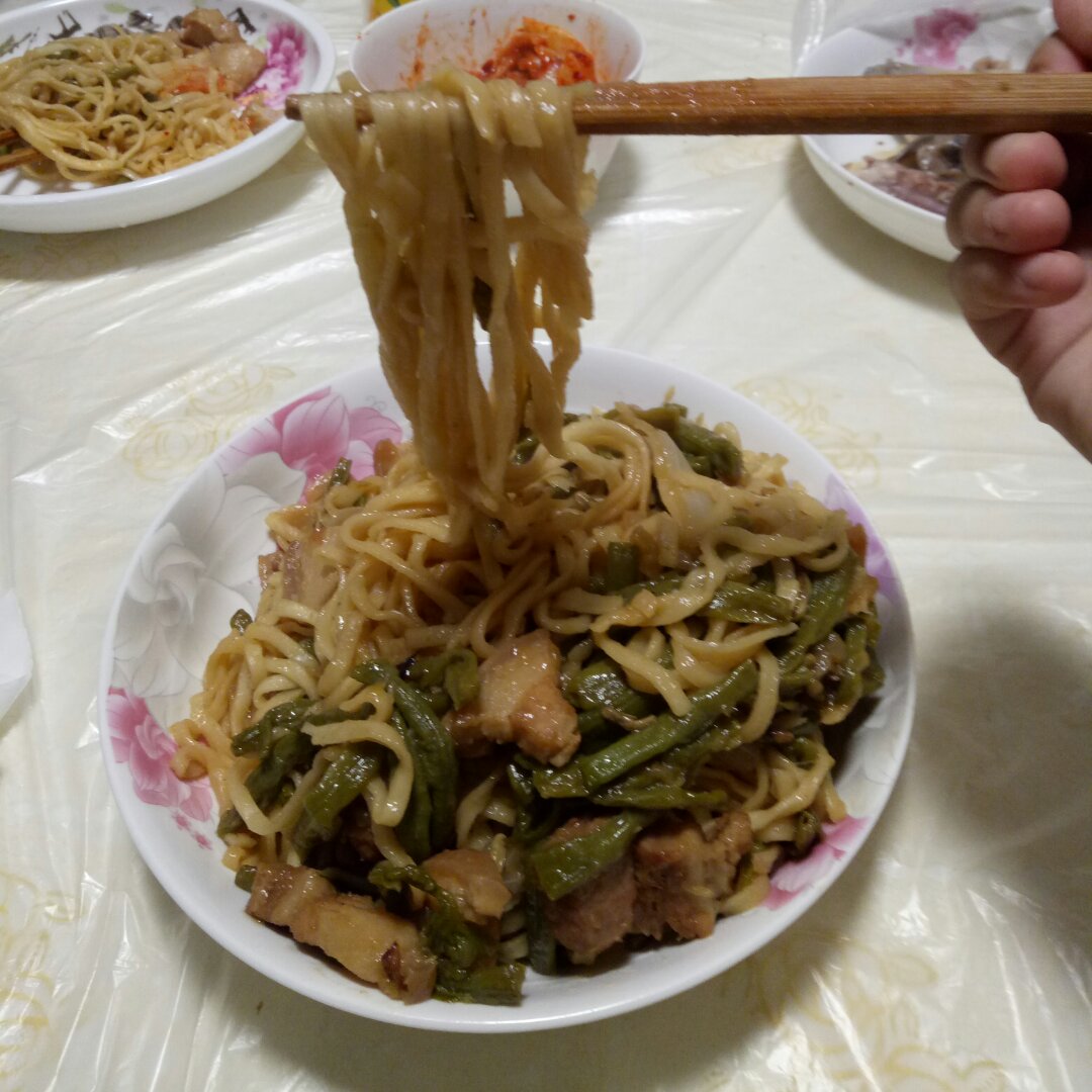 豆角焖面