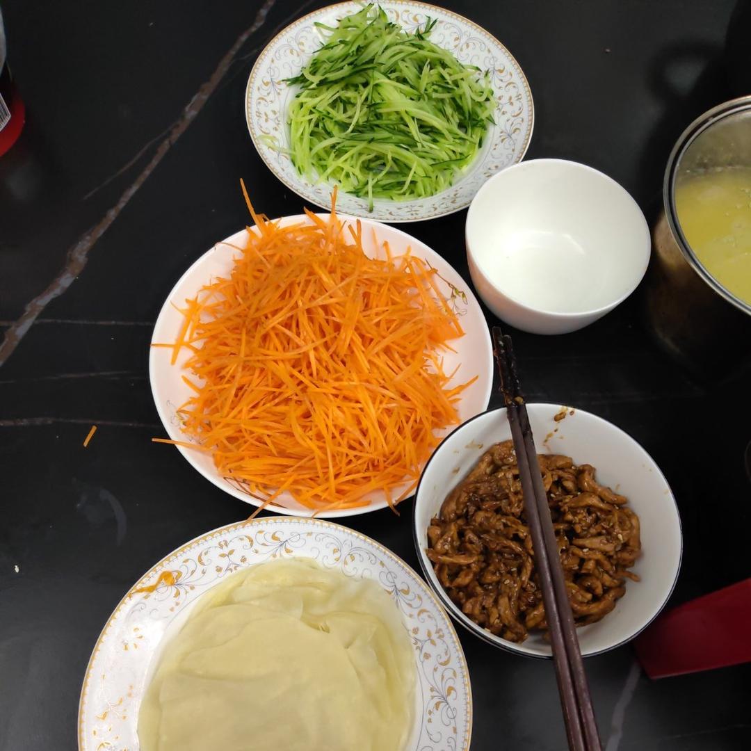 好吃到舔手的酱肉丝