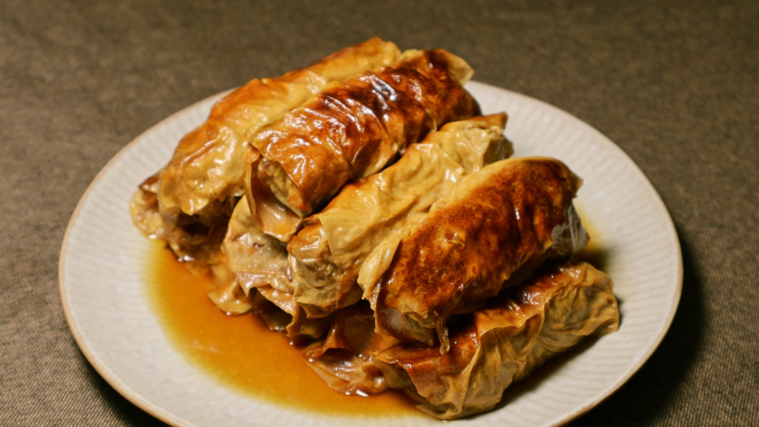 腐皮肉卷，先煎后焖煮，鲜美下饭超爱吃！