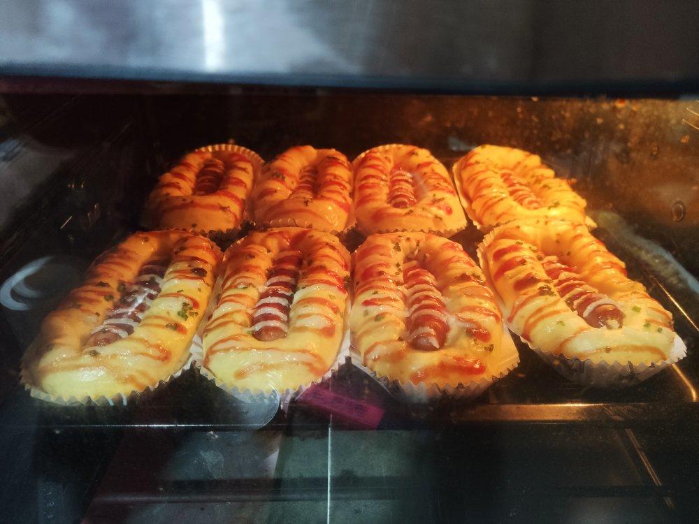 芝士热狗面包（专门花六千学费学的方子）