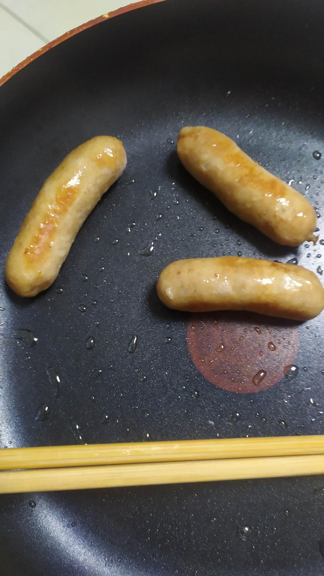 cherry桃桃做的脆皮肠qq肠儿童烤肠