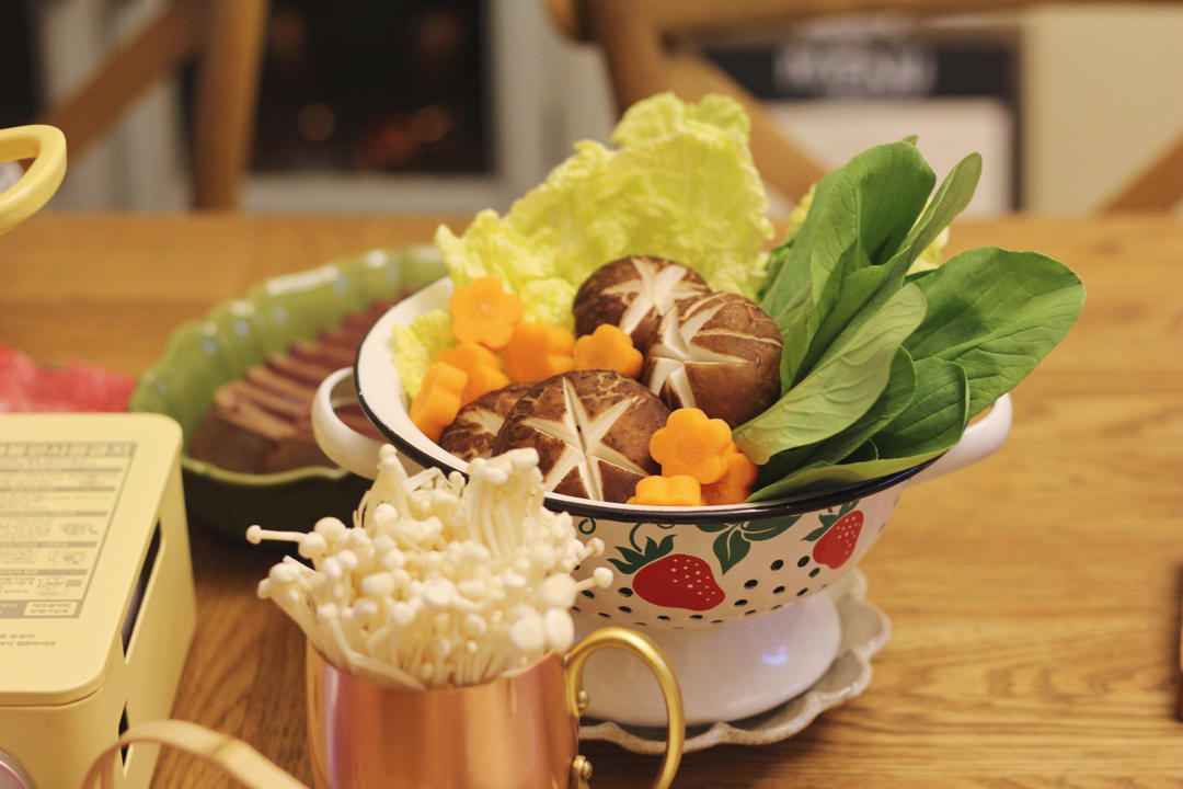 好女子温良恭俭让