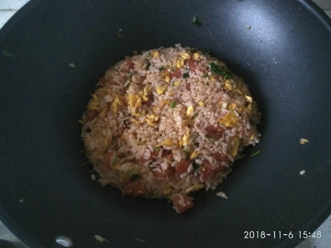 番茄炒蛋炒米饭~
