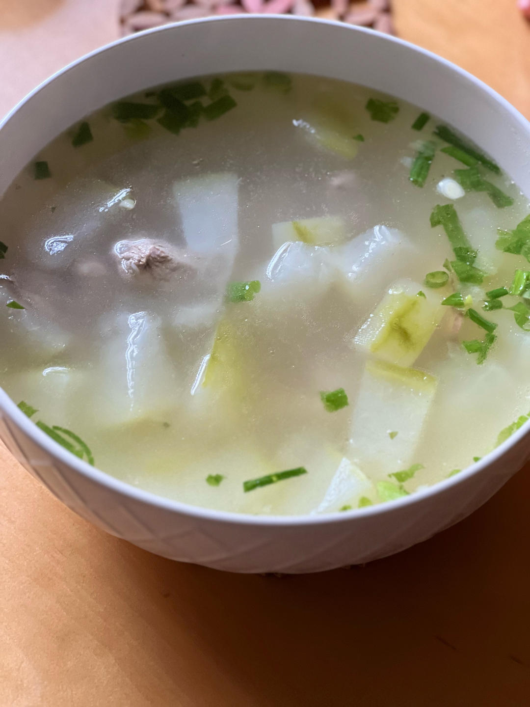 冬瓜排骨汤，夏天的味道
